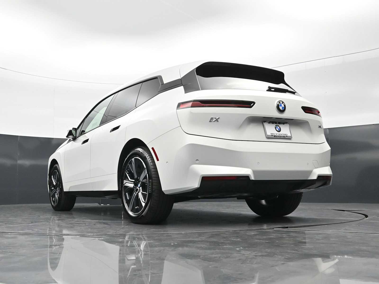 Thumbnail: 2026 BMW iX - 23
