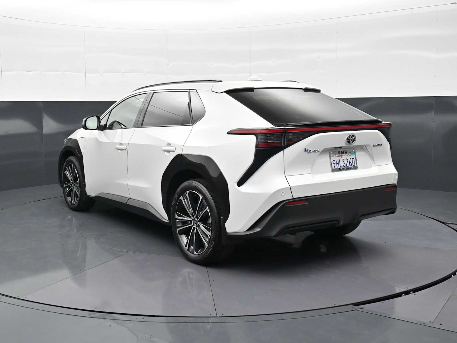 2023 Toyota bZ4X Limited - Photo 7