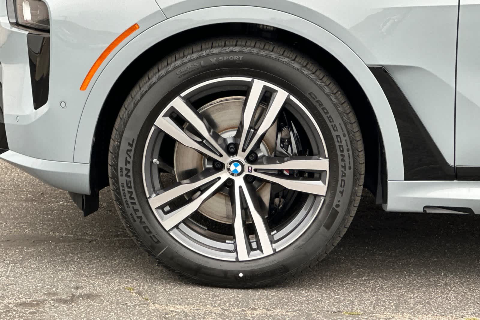 Thumbnail: 2025 BMW X7 - 33