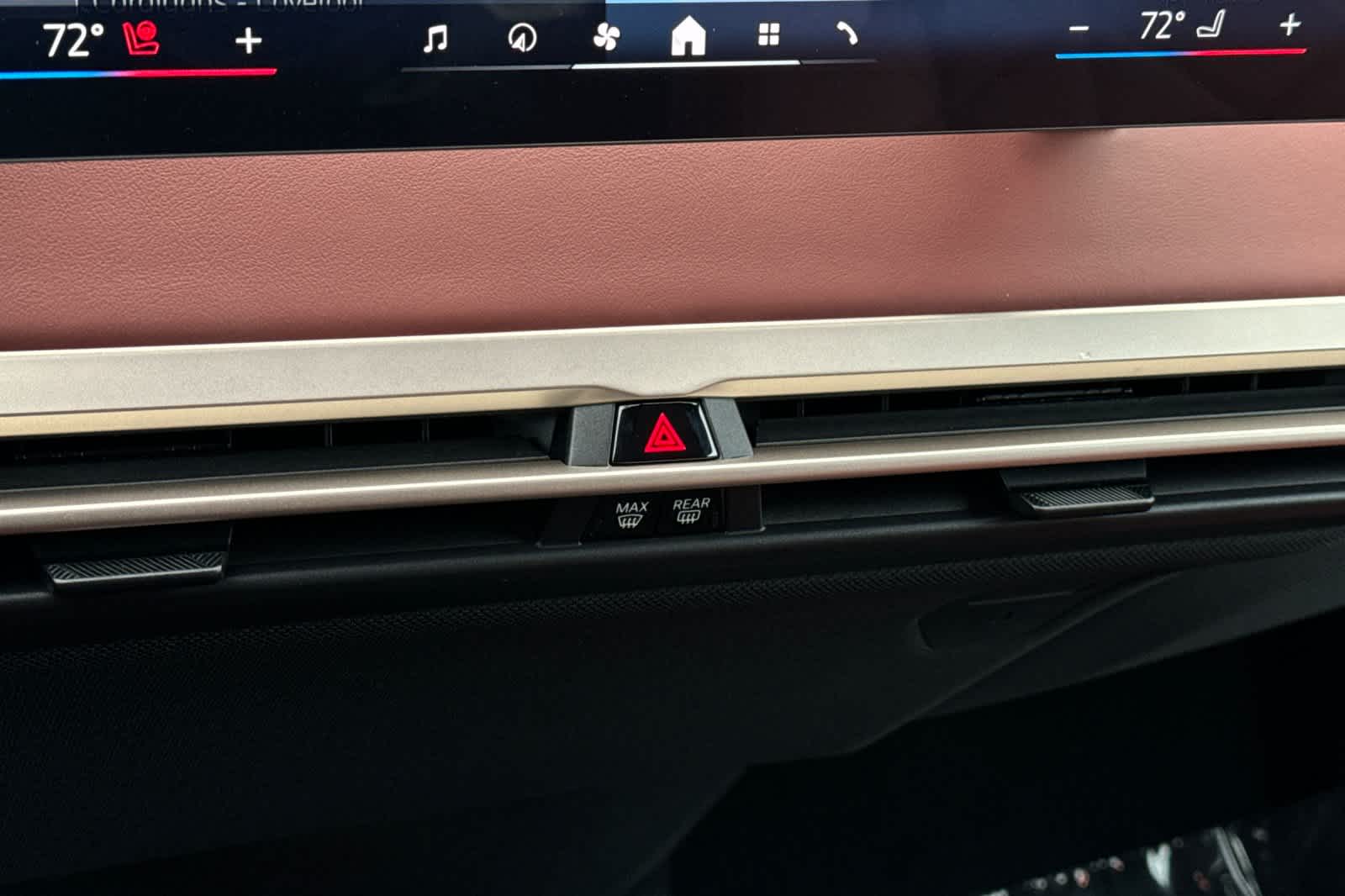 Thumbnail: 2026 BMW iX - 19