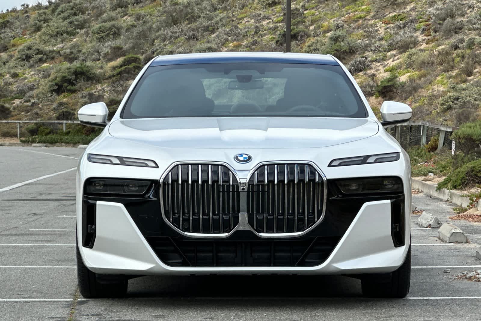 Thumbnail: 2025 BMW 7 Series - 10