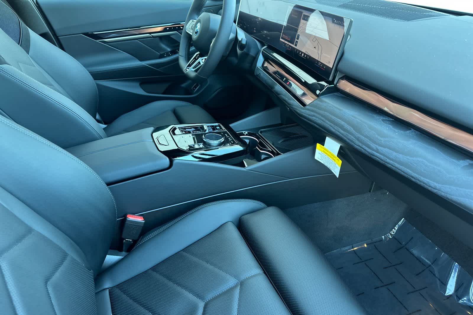 Thumbnail: 2026 BMW i5 - 17