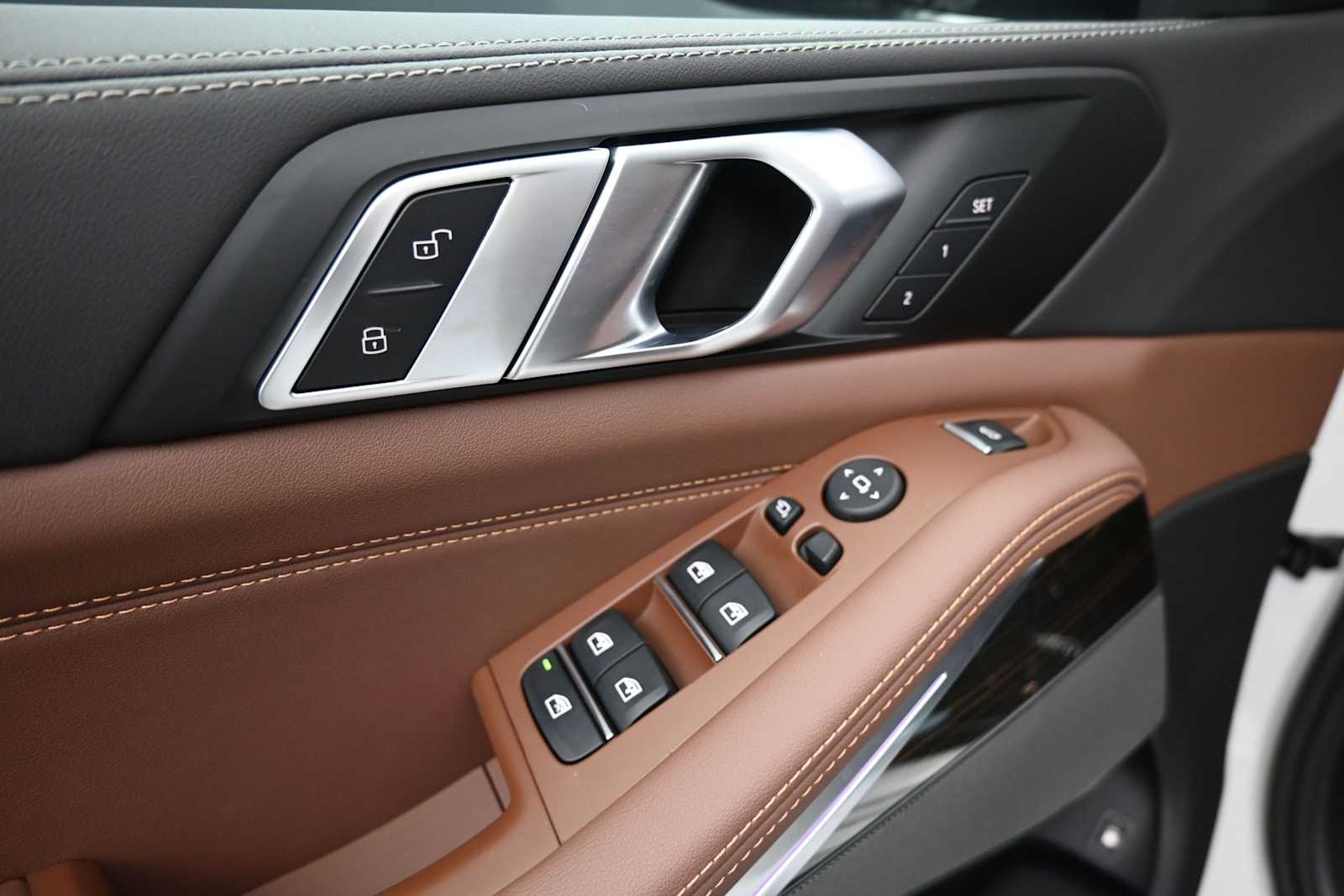 2026 BMW X5 50e - Photo 9
