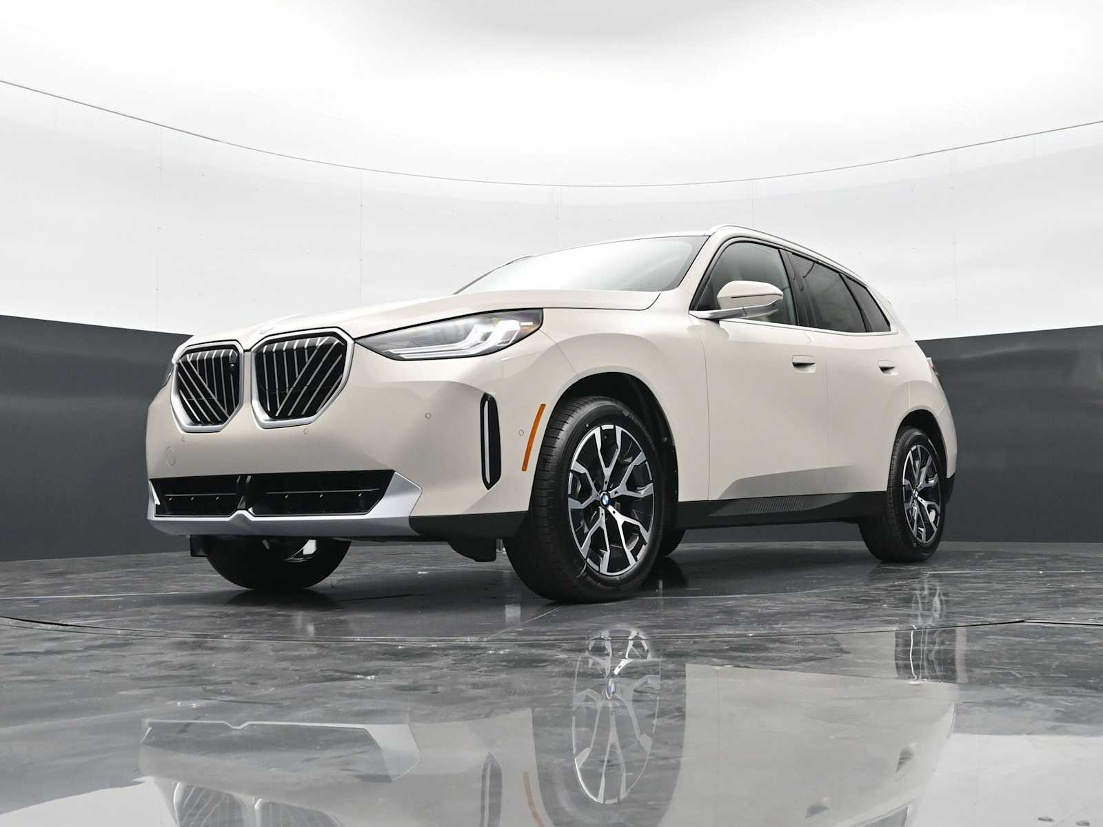 Thumbnail: 2026 BMW X3 - 25
