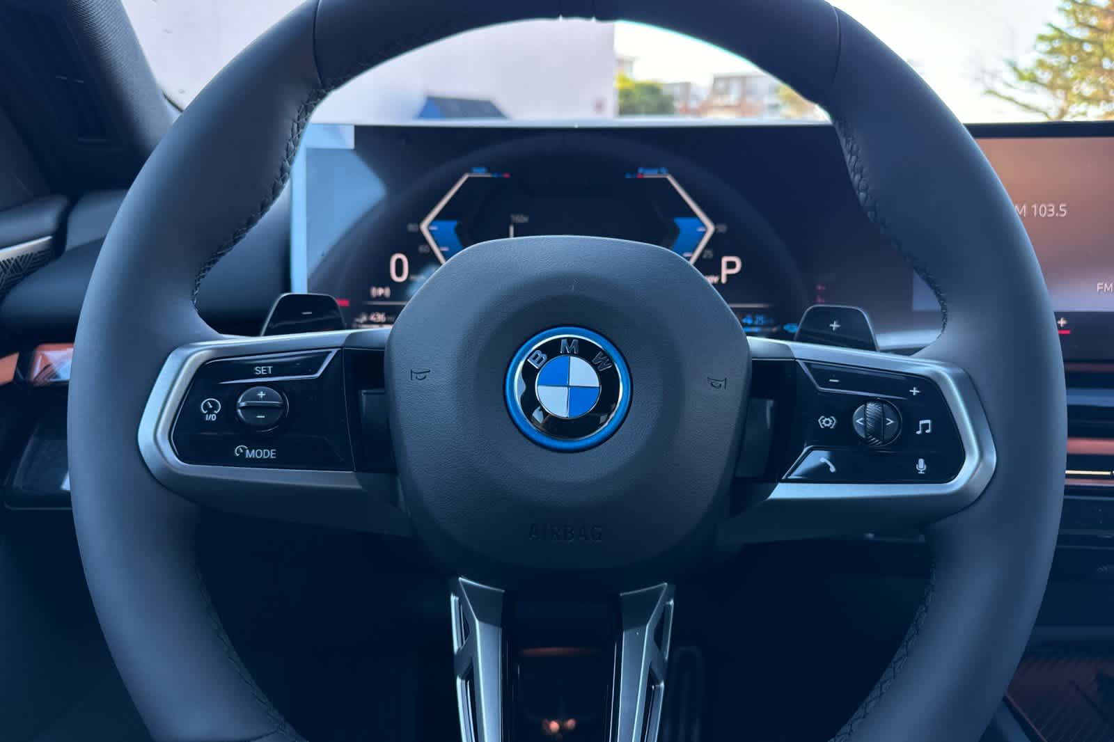 Thumbnail: 2026 BMW 5 Series - 23