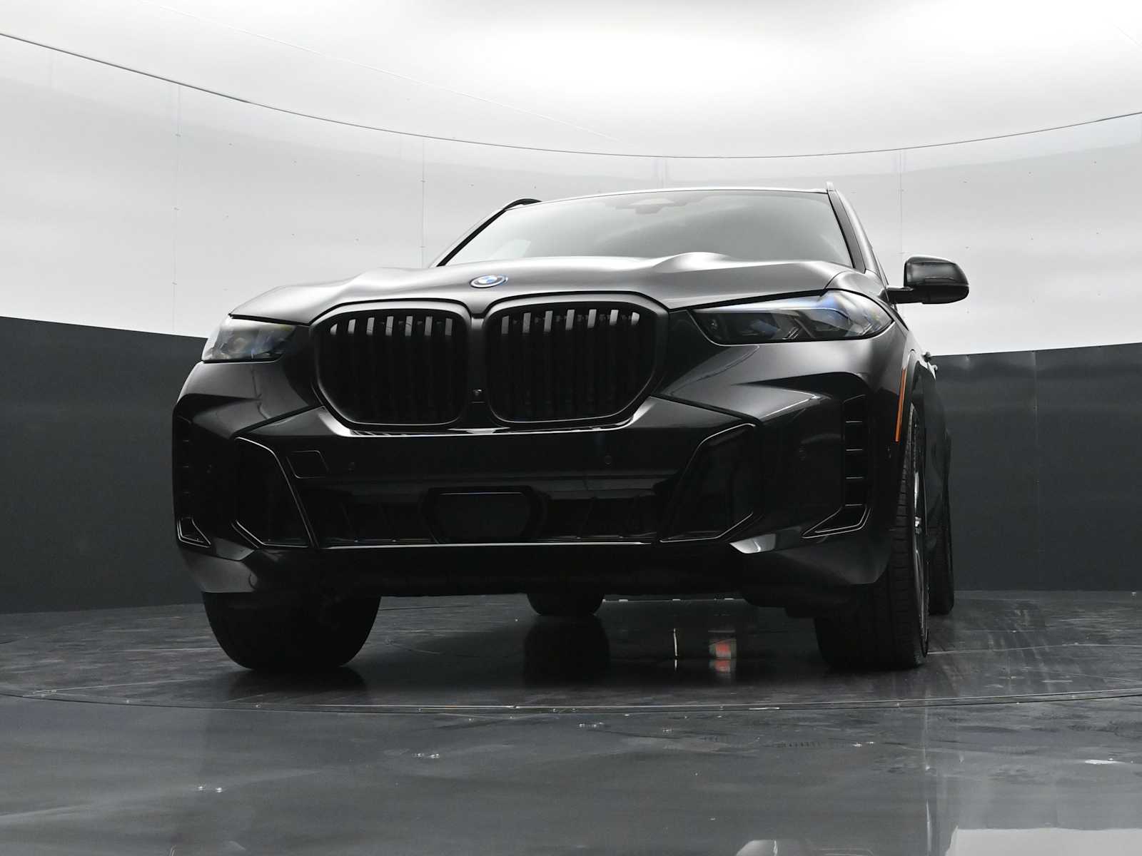 Thumbnail: 2026 BMW X5 - 26