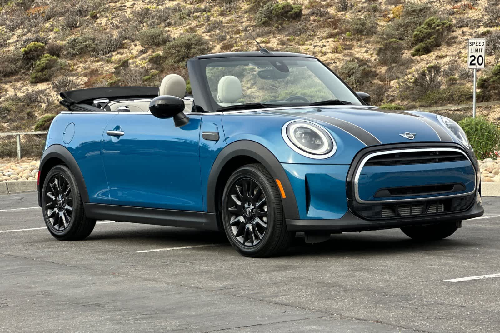 Thumbnail: 2024 MINI Cooper Convertible - 10