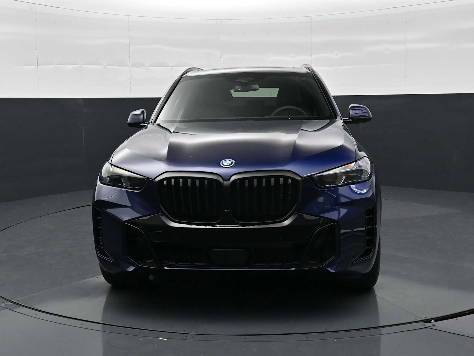Thumbnail: 2026 BMW X5 - 2