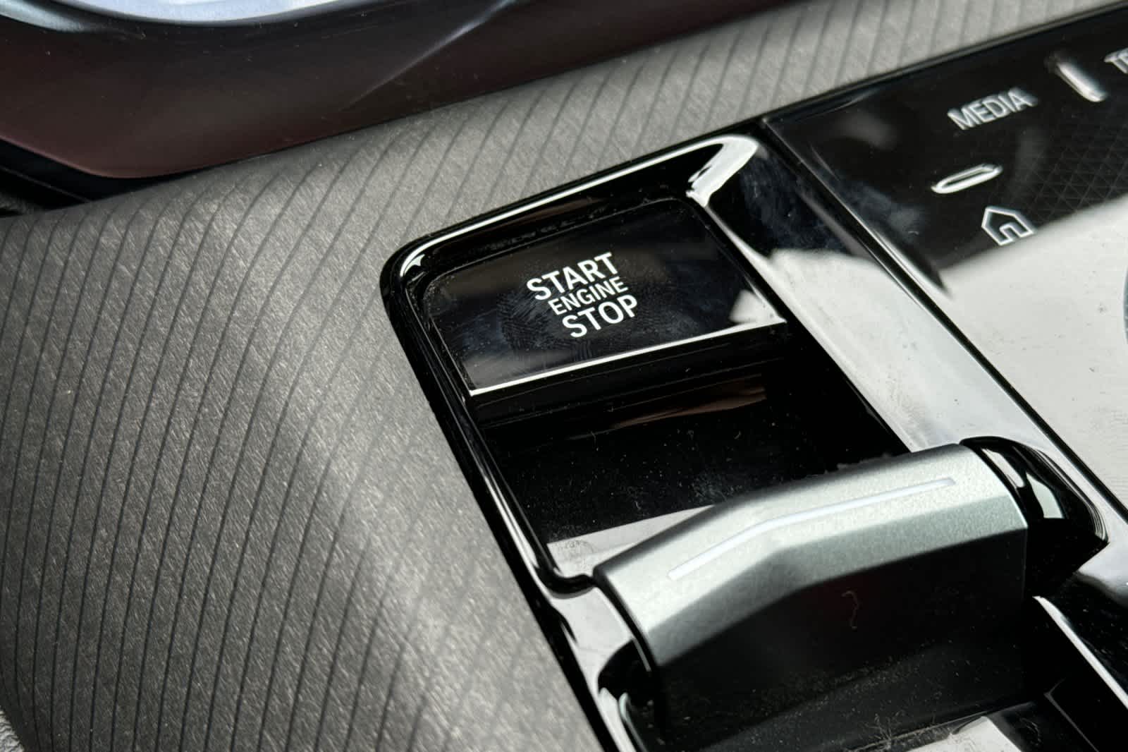 Thumbnail: 2026 BMW X3 - 23