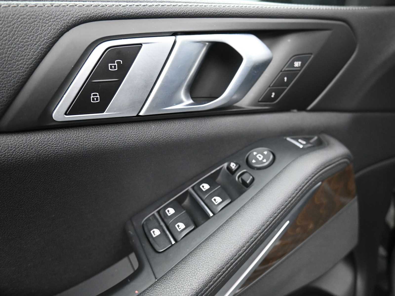 Thumbnail: 2020 BMW X5 - 9