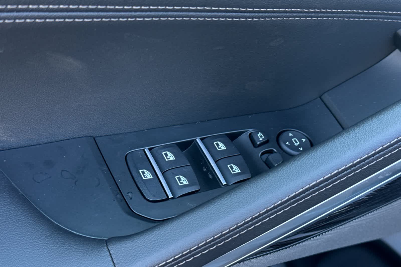 Thumbnail: 2026 BMW X6 - 14