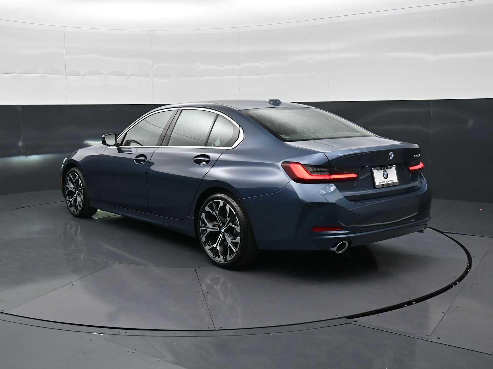 Thumbnail: 2026 BMW 3 Series - 7