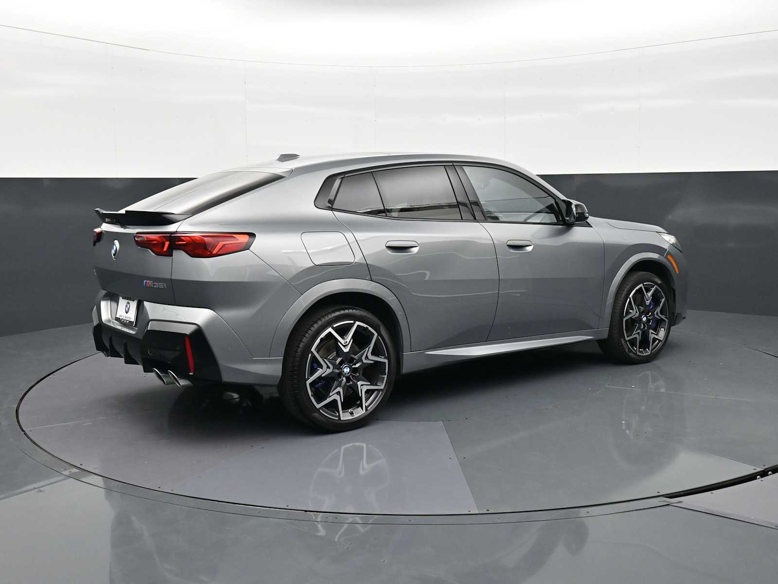Thumbnail: 2025 BMW X2 - 5