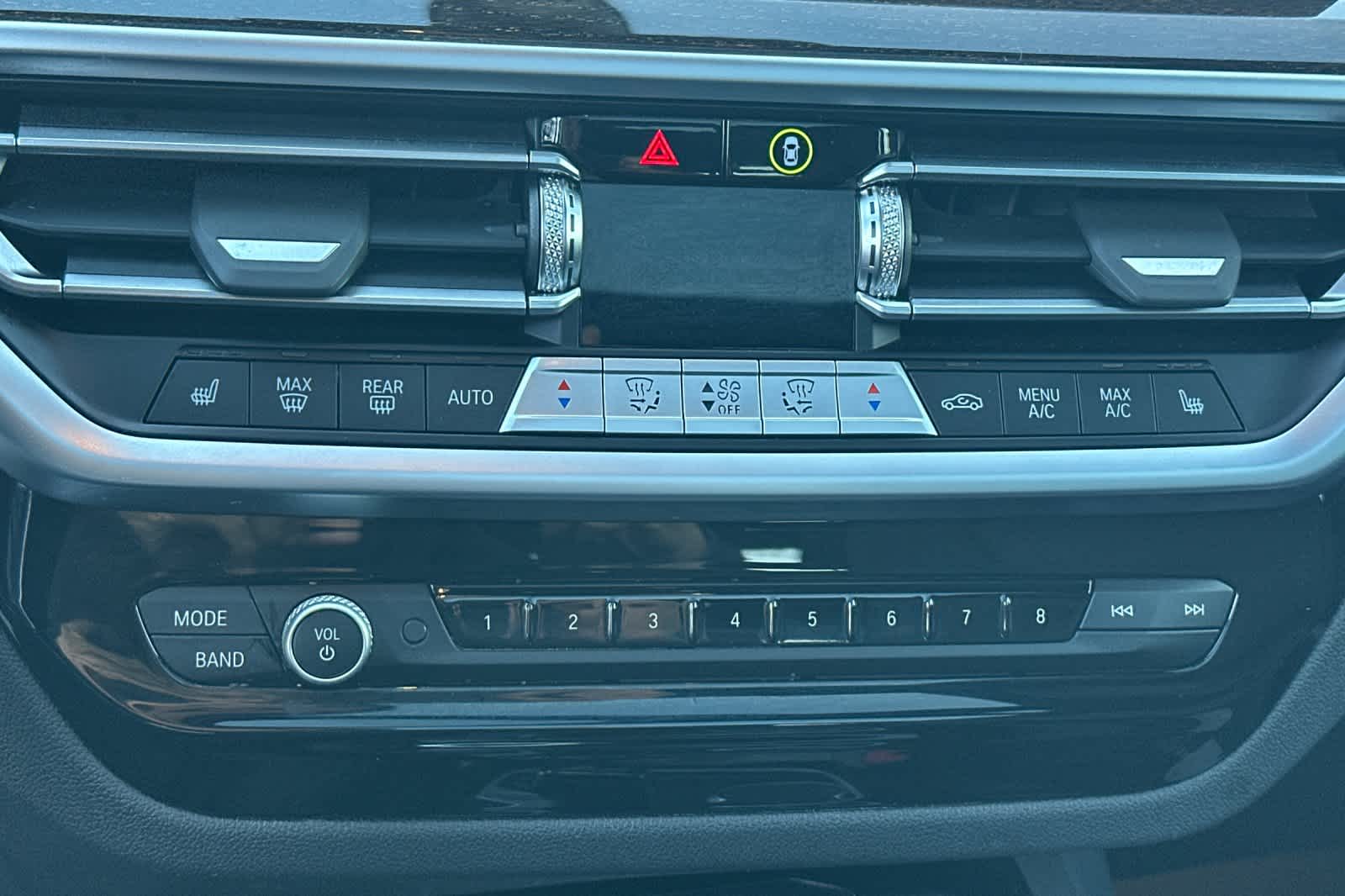 Thumbnail: 2024 BMW X3 - 23