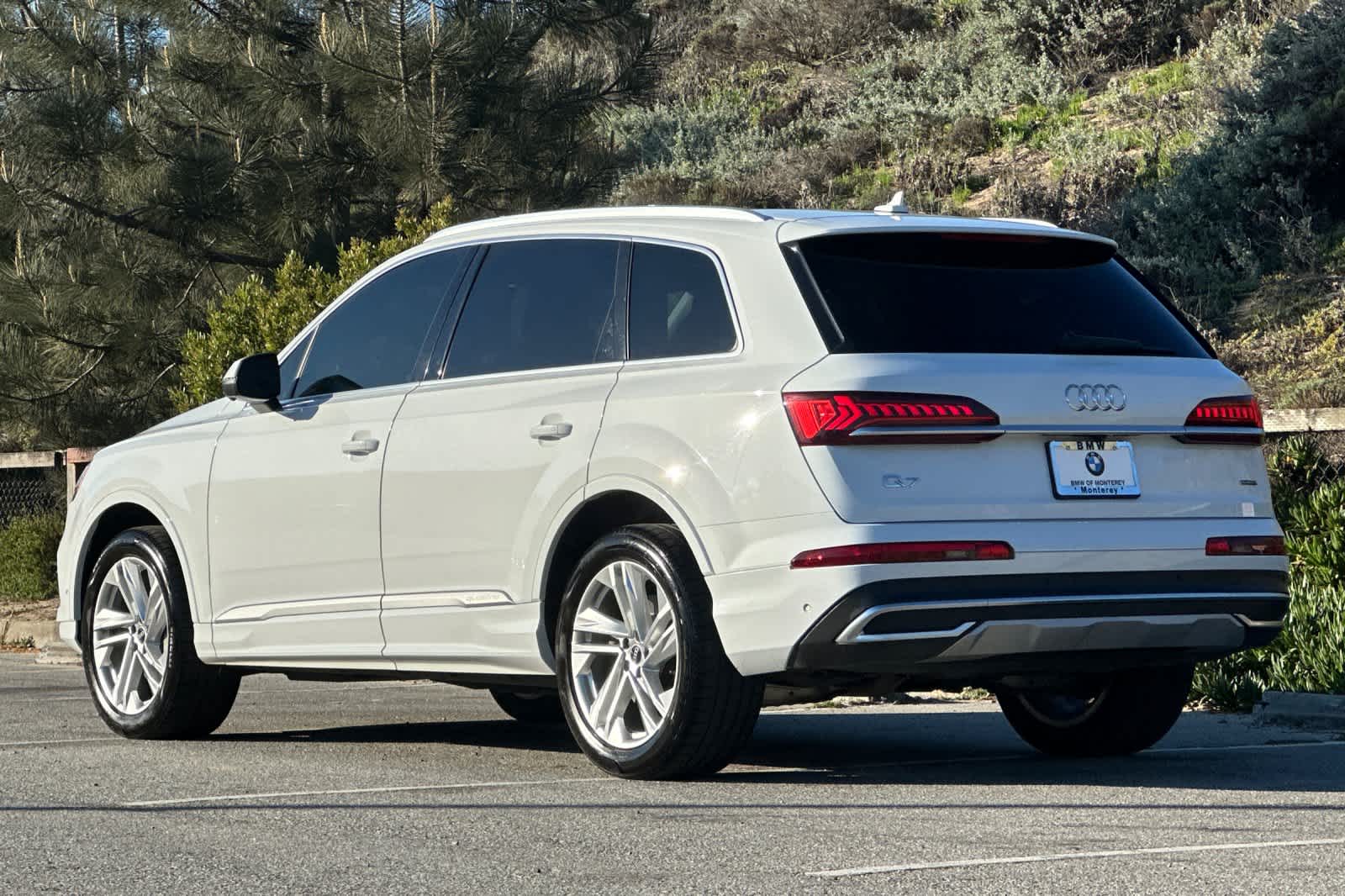 Thumbnail: 2022 Audi Q7 - 7