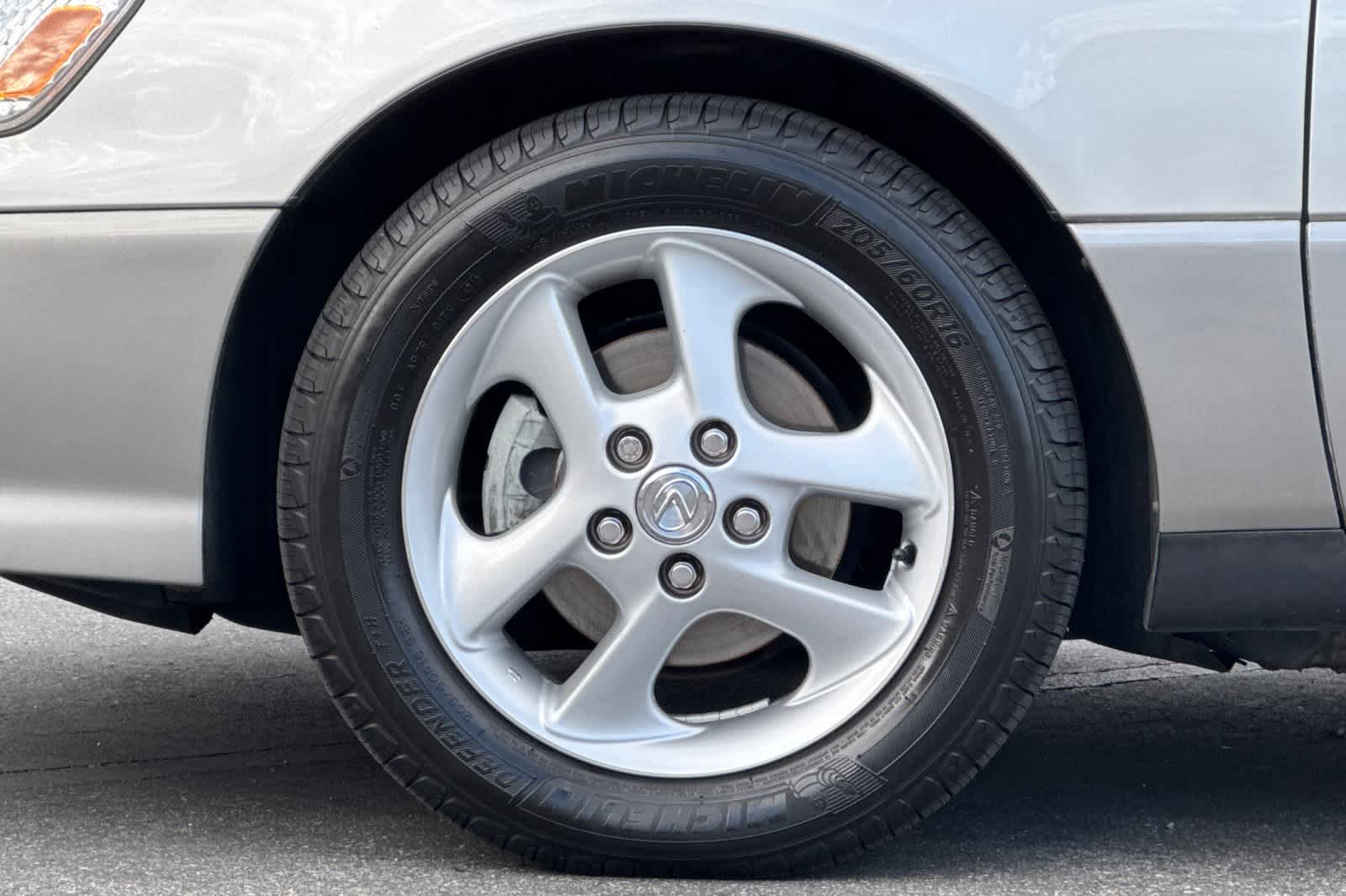 Thumbnail: 2001 Lexus ES - 27