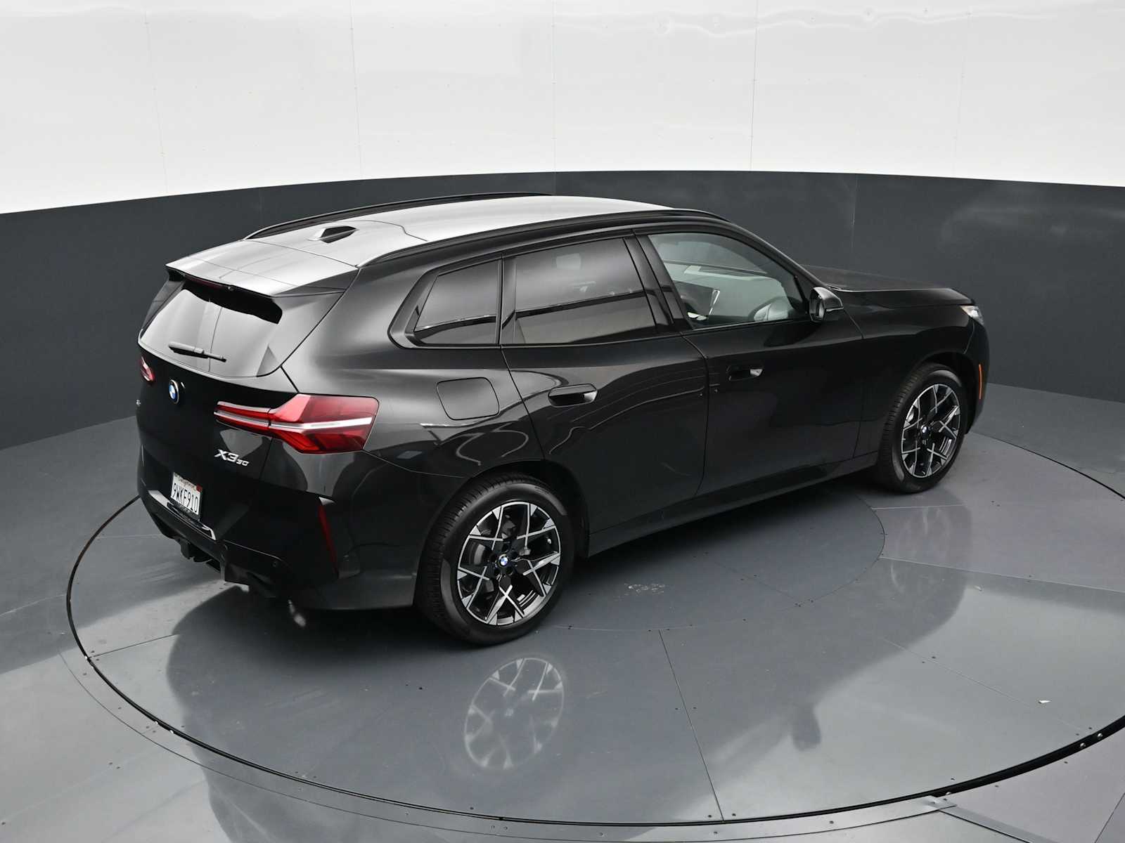 Thumbnail: 2026 BMW X3 - 21
