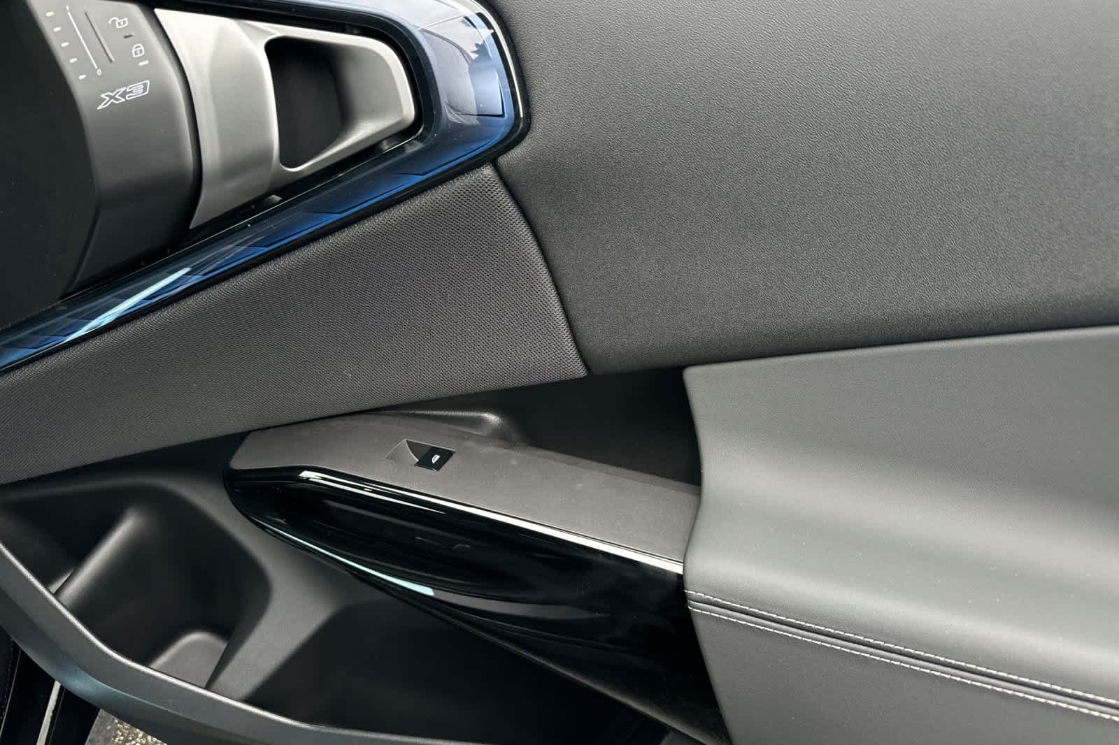 Thumbnail: 2026 BMW X3 - 18