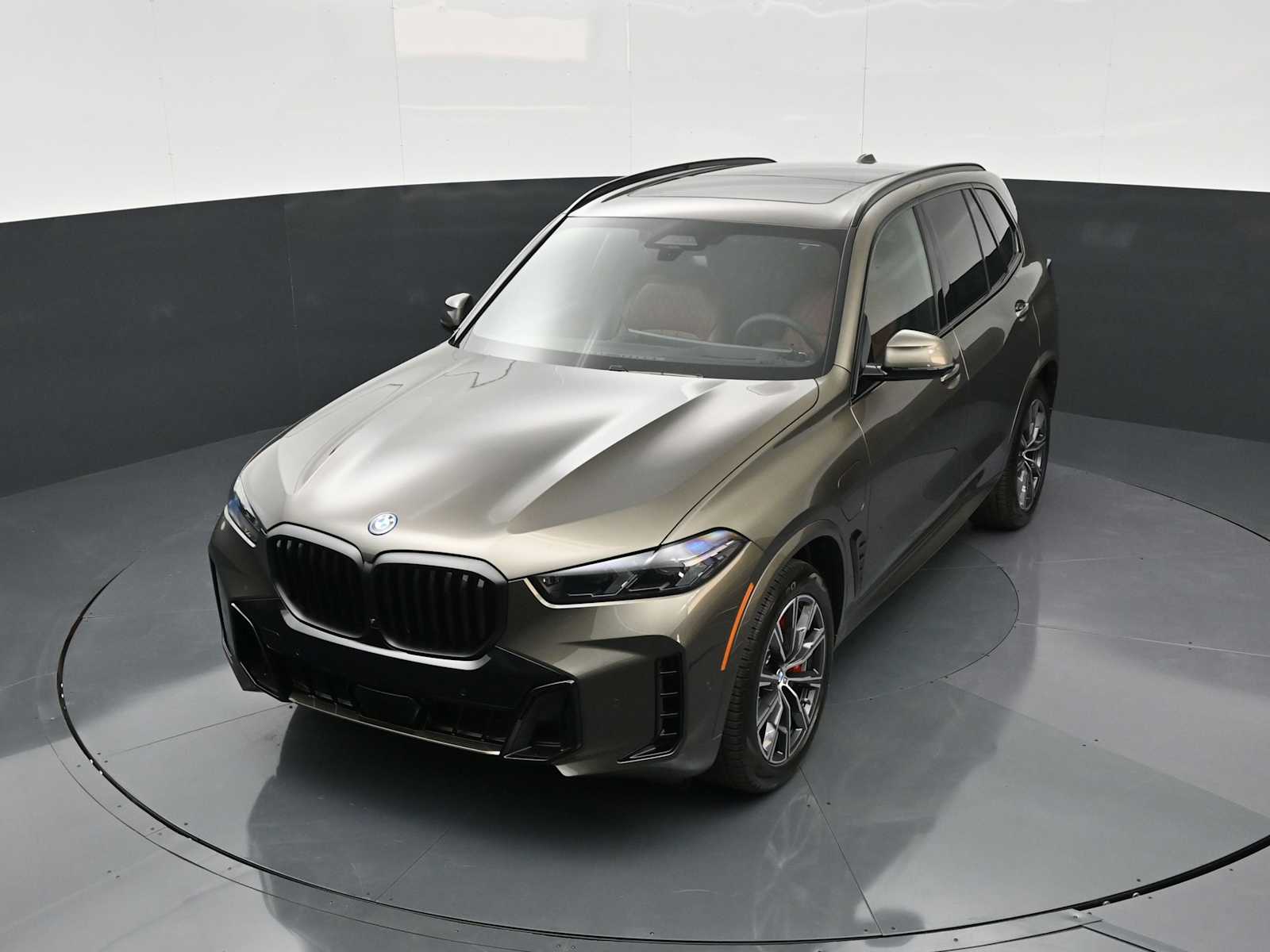 Thumbnail: 2026 BMW X5 - 14