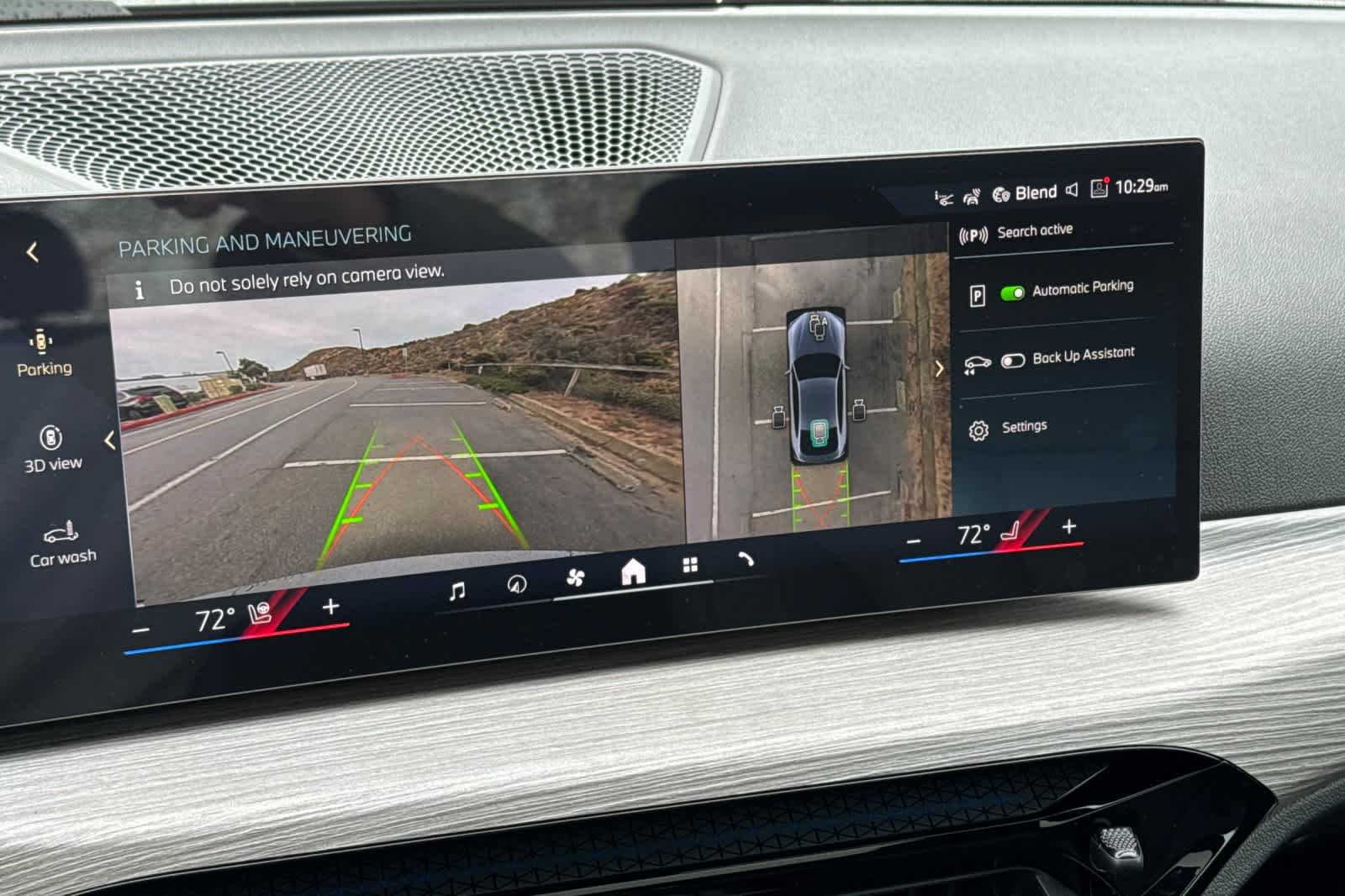 Thumbnail: 2025 BMW i4 - 23