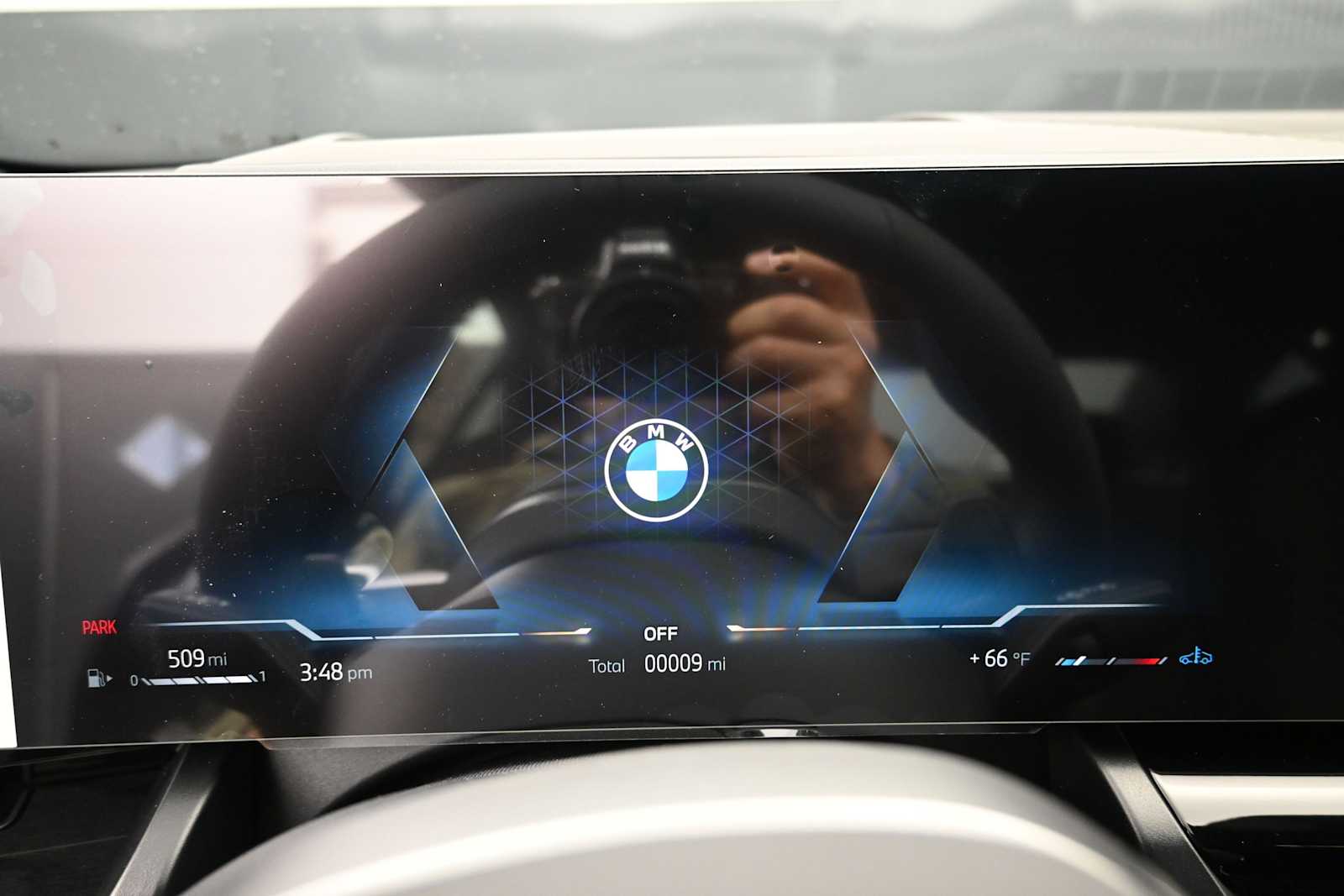 Thumbnail: 2026 BMW 5 Series - 13