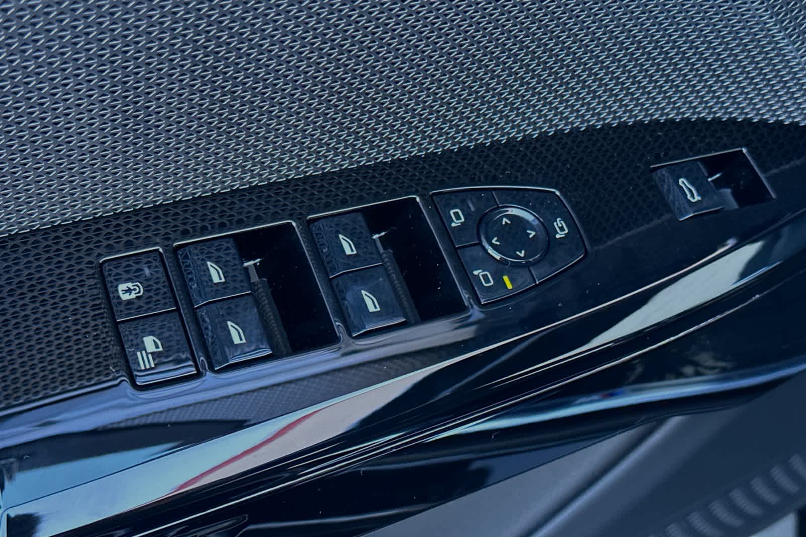 Thumbnail: 2024 BMW i7 - 14