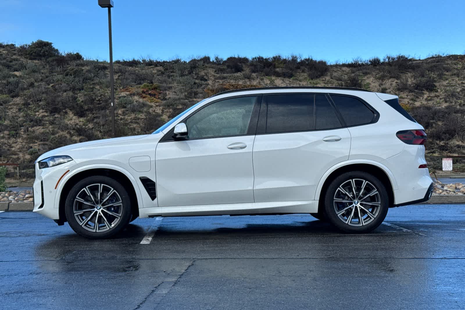 Thumbnail: 2026 BMW X5 - 5