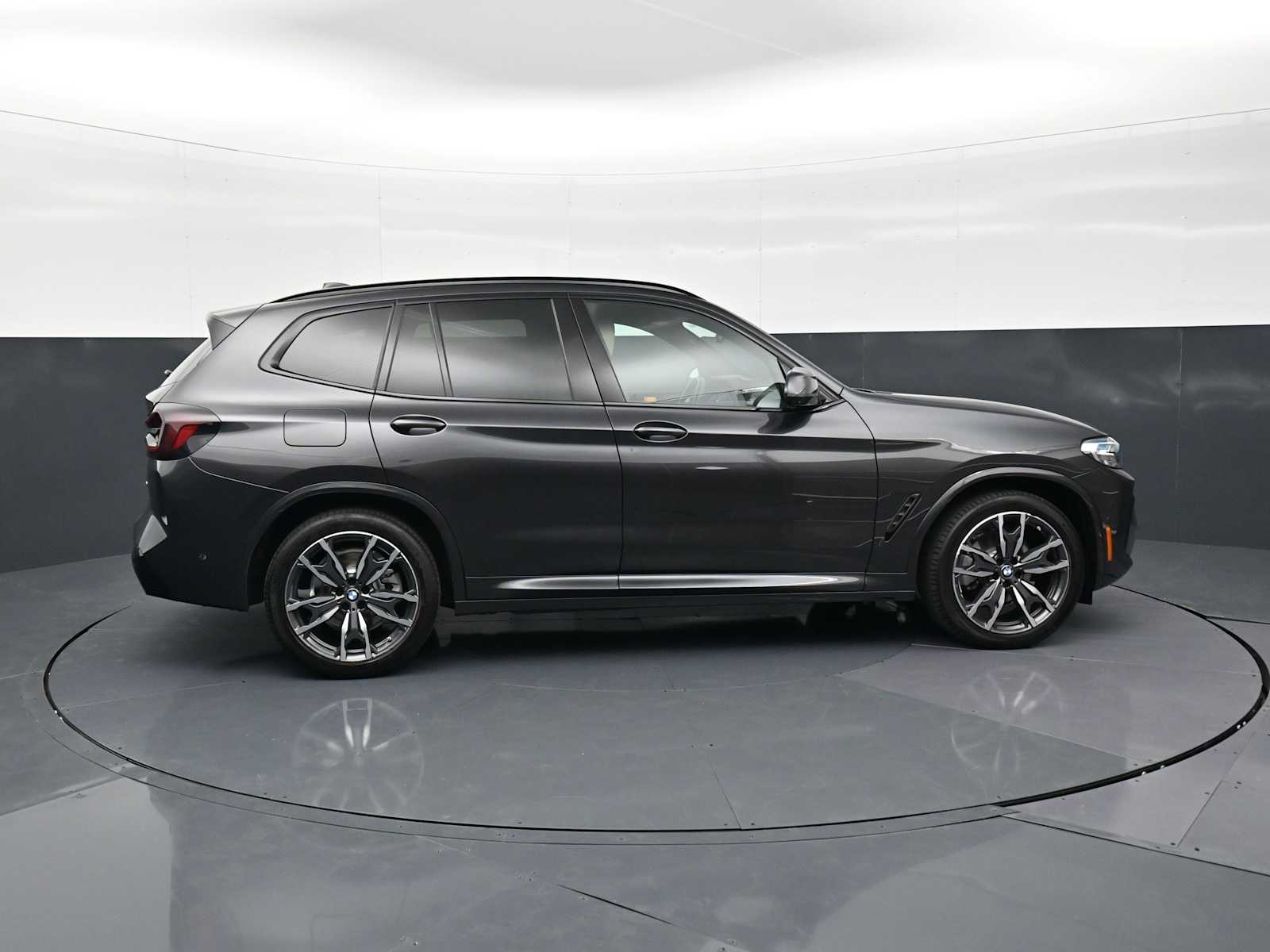 Thumbnail: 2023 BMW X3 - 4
