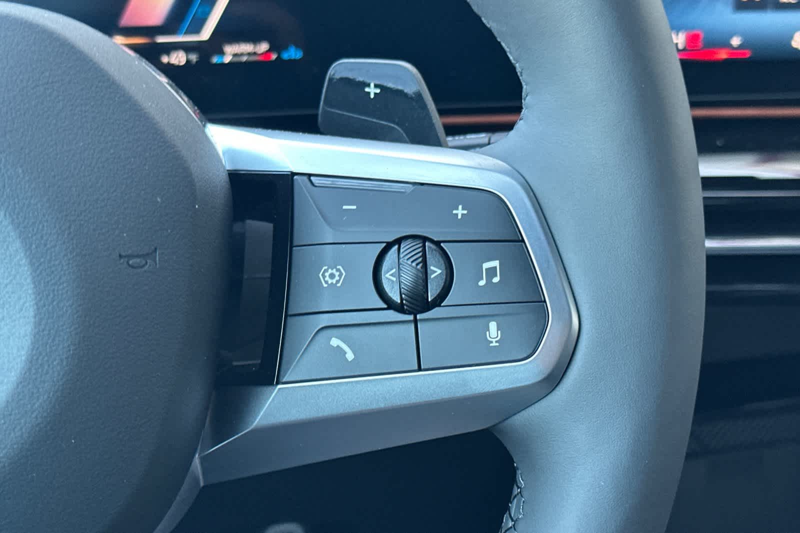 Thumbnail: 2025 BMW X1 - 28