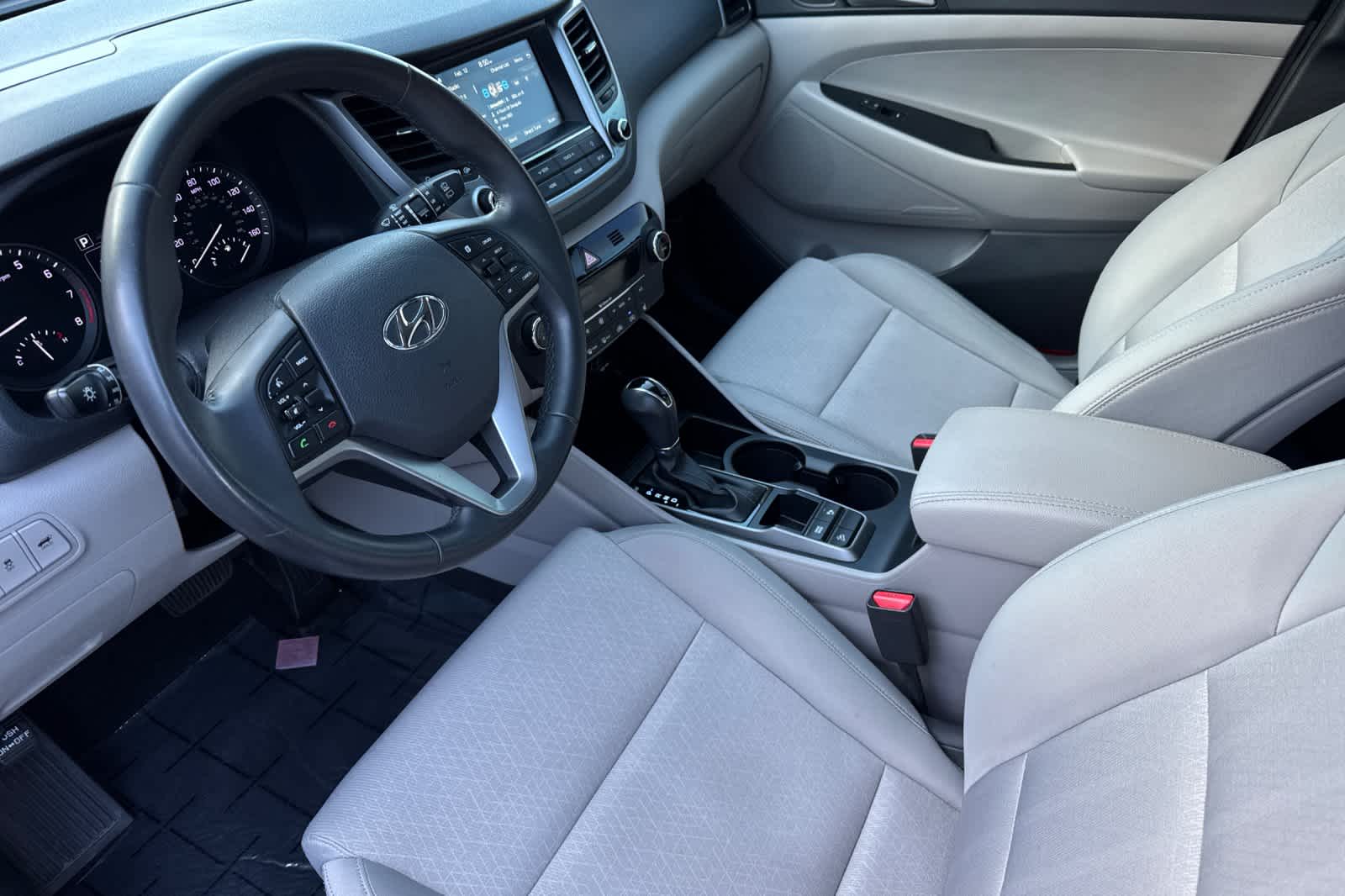 Thumbnail: 2018 Hyundai Tucson - 11