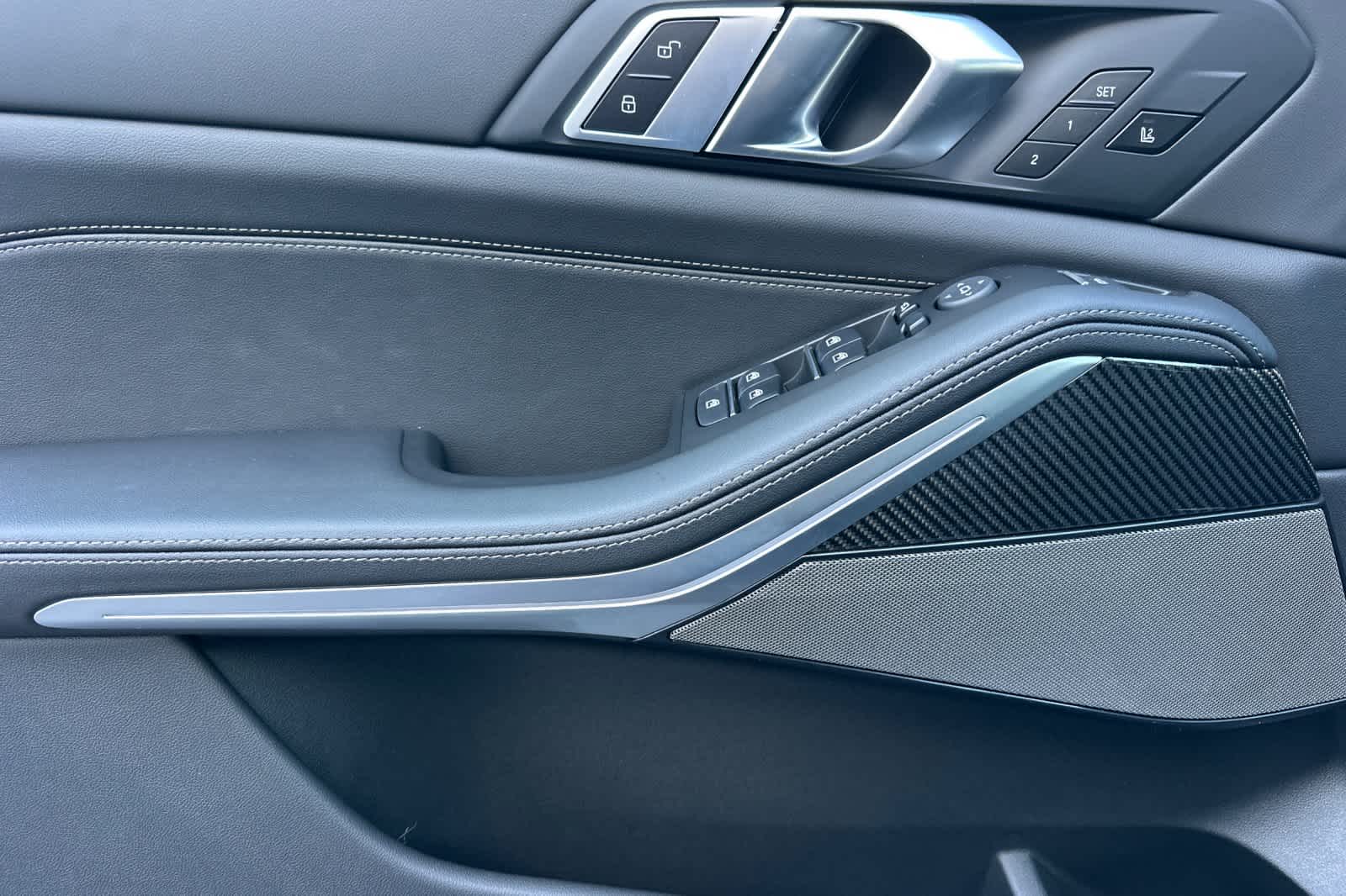 Thumbnail: 2026 BMW X5 - 13