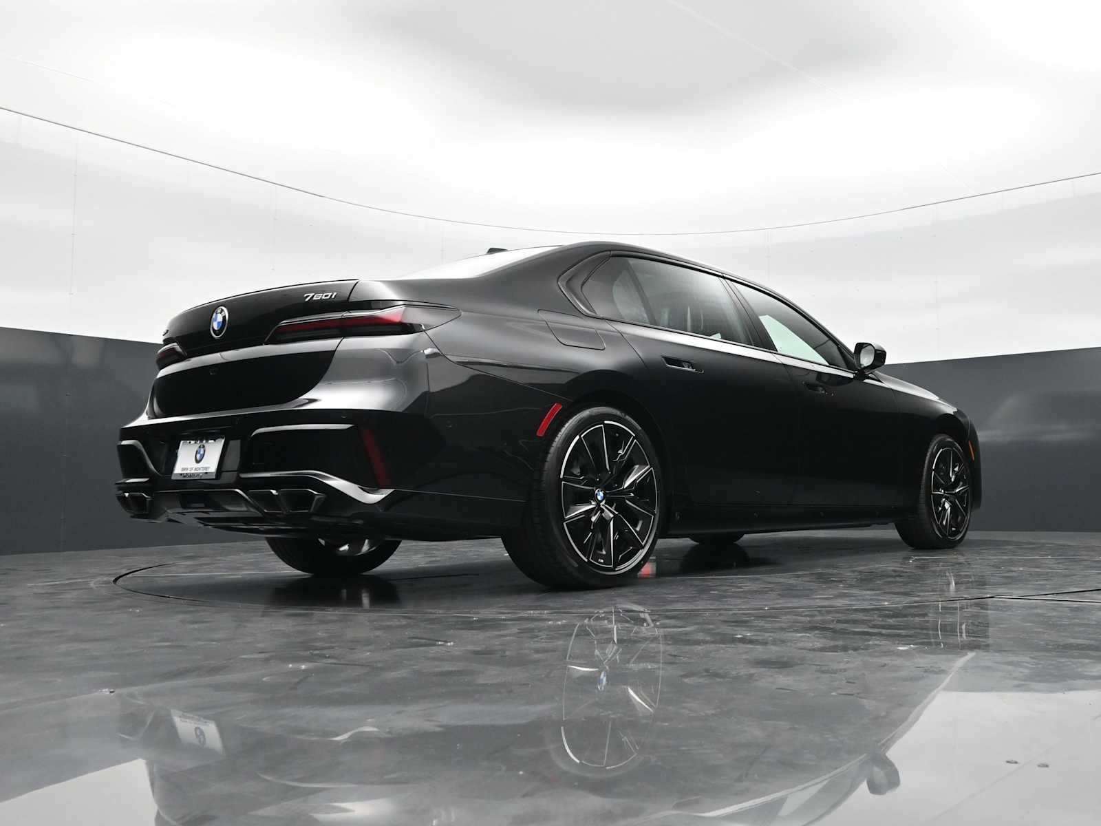 Thumbnail: 2026 BMW 7 Series - 29
