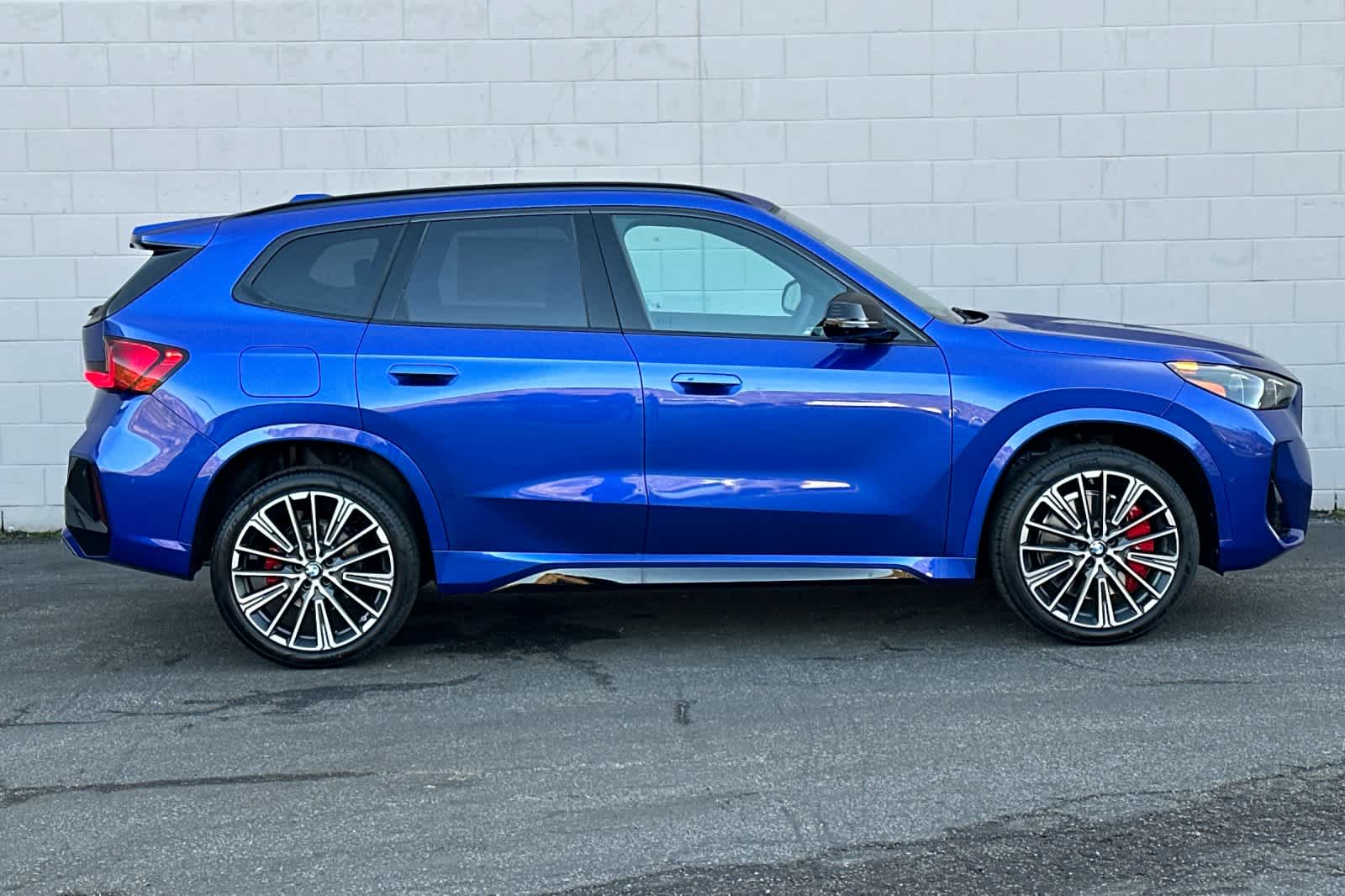 Thumbnail: 2025 BMW X1 - 8