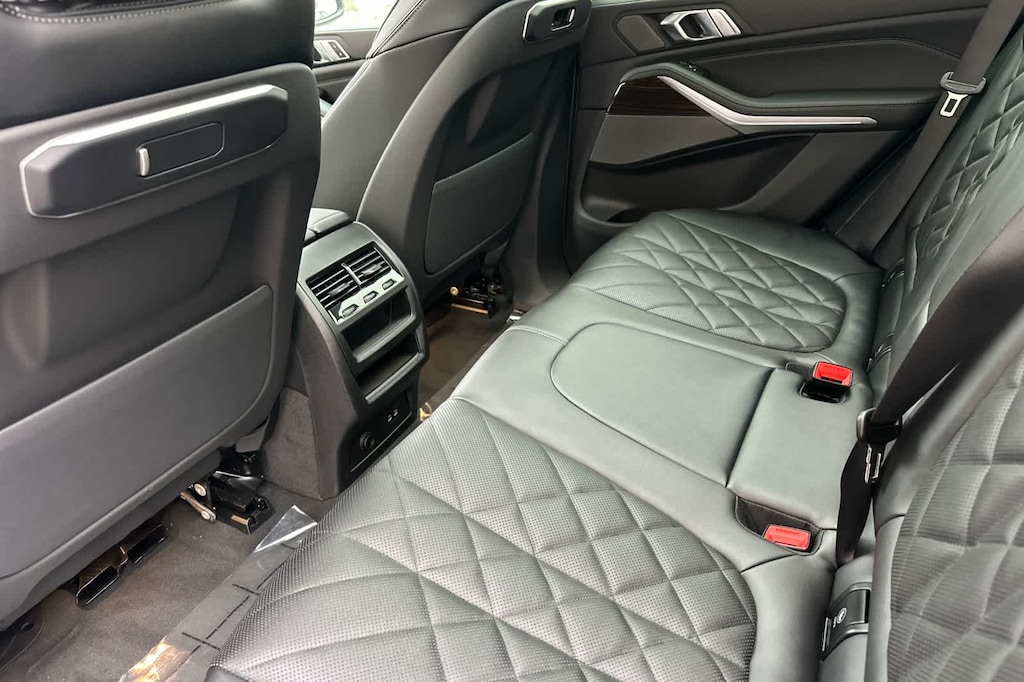 New 2026 BMW X5 xDrive40i SUV