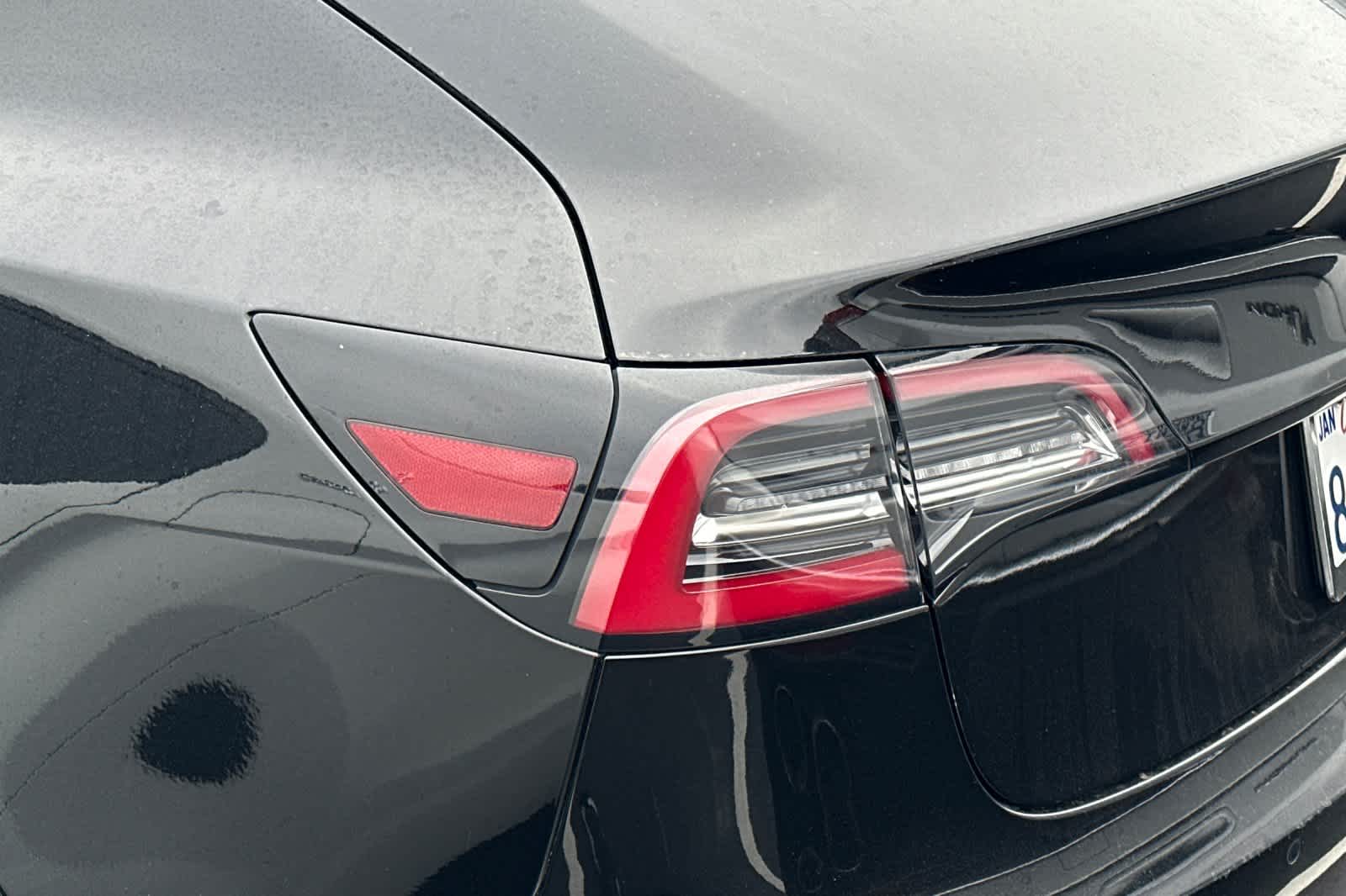 Thumbnail: 2019 Tesla Model 3 - 13