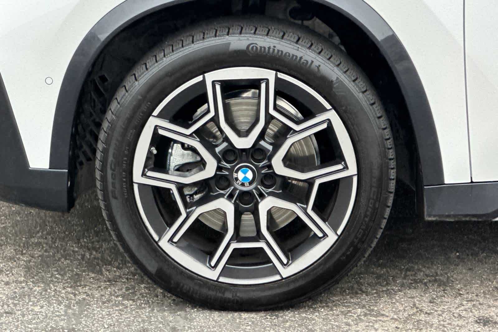 Thumbnail: 2023 BMW X1 - 29