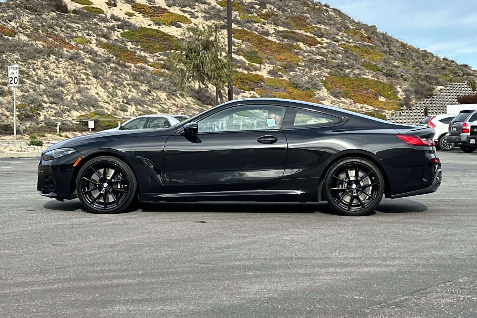 Thumbnail: 2024 BMW 8 Series - 9