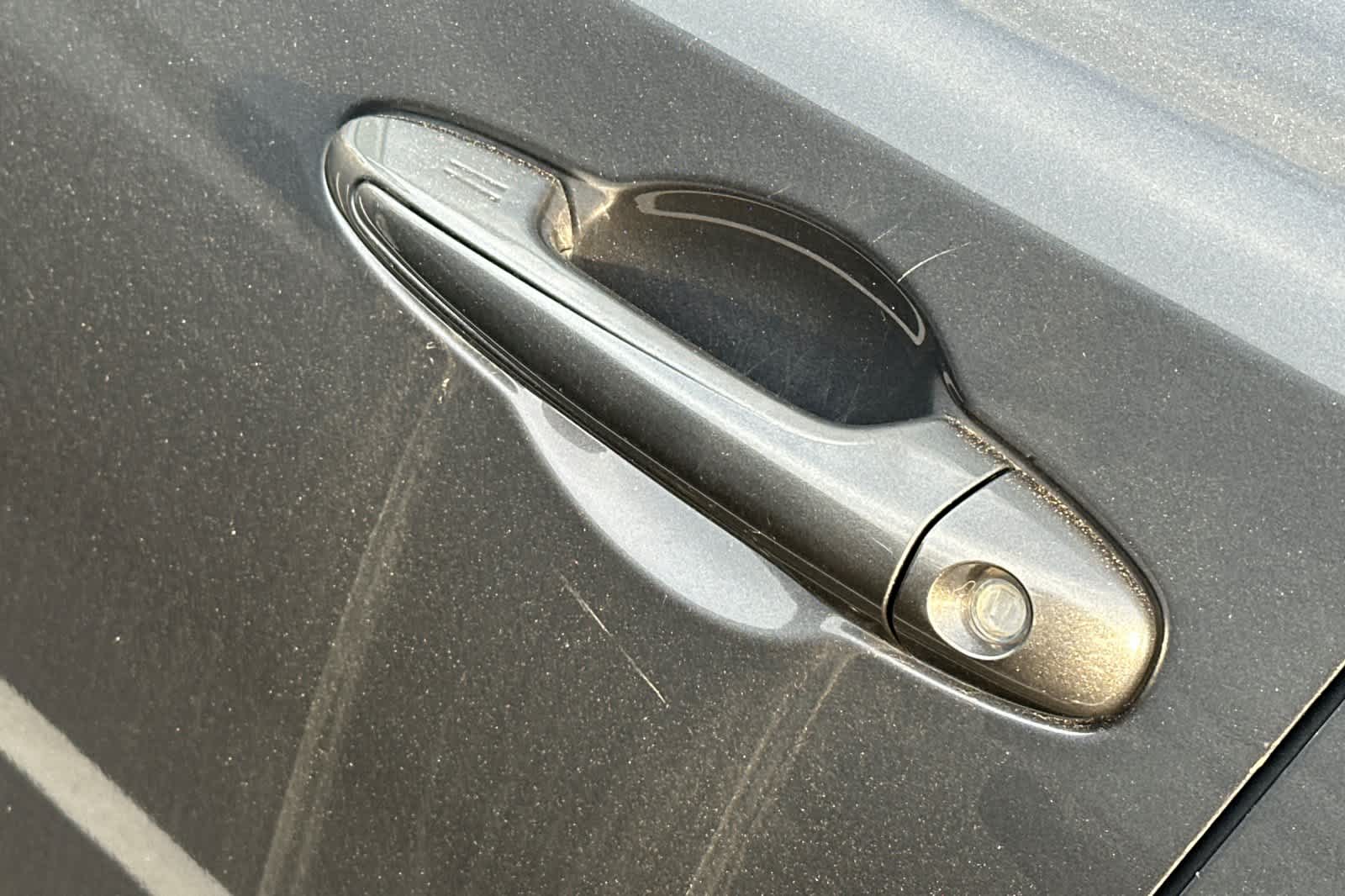 Thumbnail: 2014 Toyota RAV4 - 18