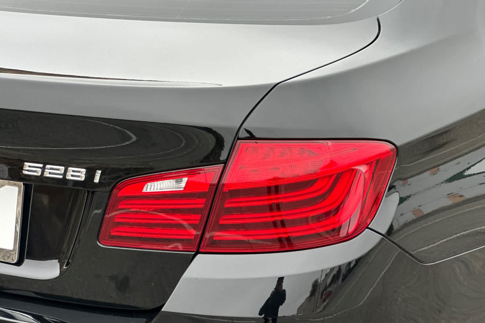 Thumbnail: 2014 BMW 5 Series - 30