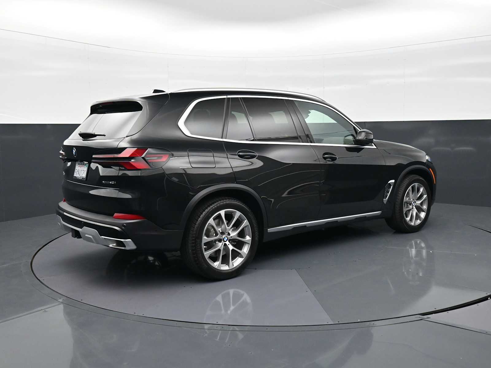 Thumbnail: 2026 BMW X5 - 4