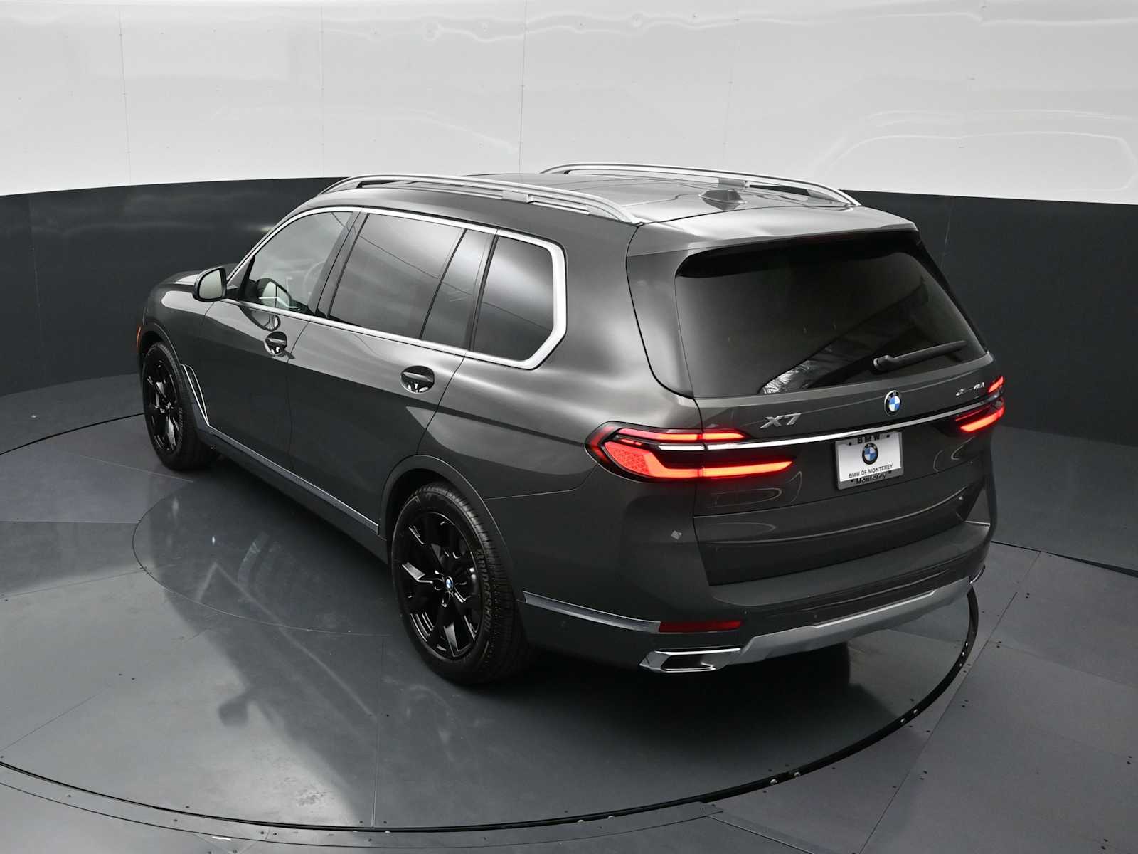 Thumbnail: 2027 BMW X7 - 24