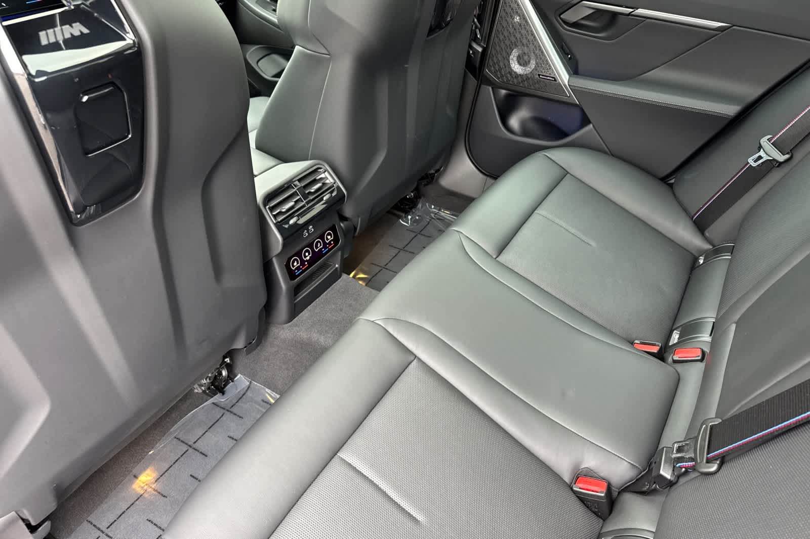 Thumbnail: 2025 BMW M5 - 4