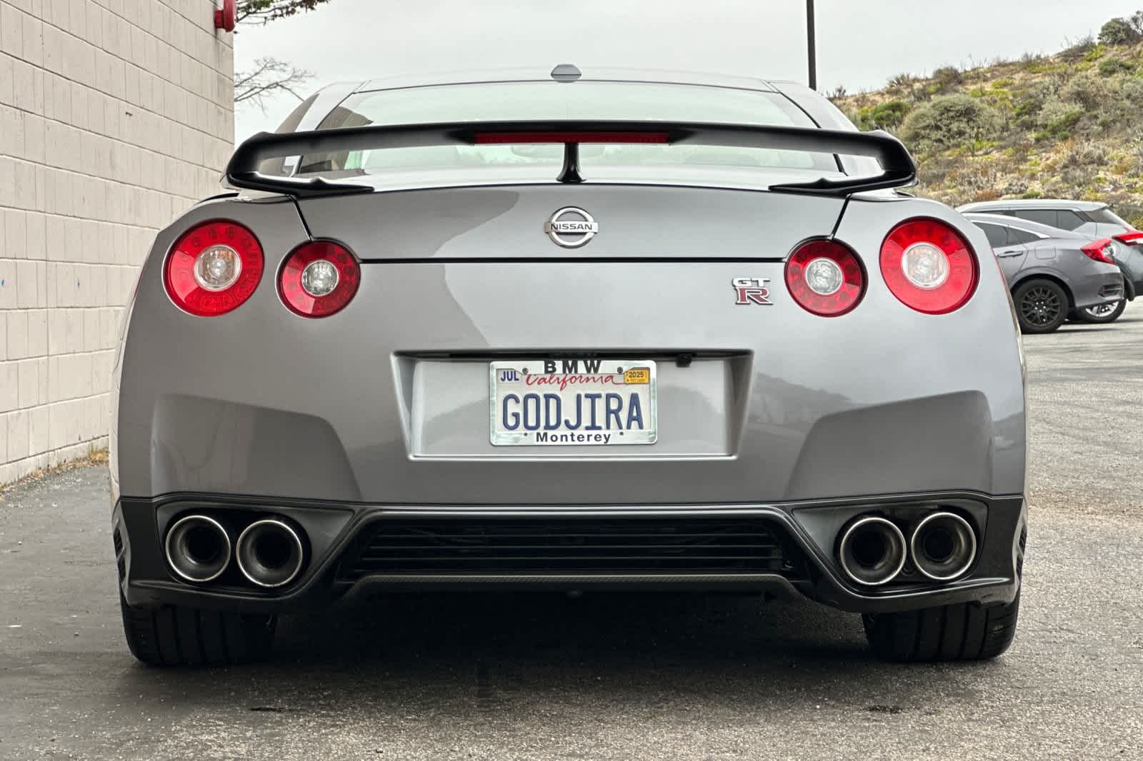 2013 Nissan GT-R Black Edition 7