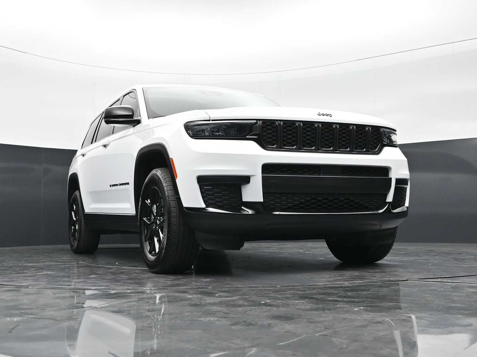 Thumbnail: 2024 Jeep Grand Cherokee L - 28