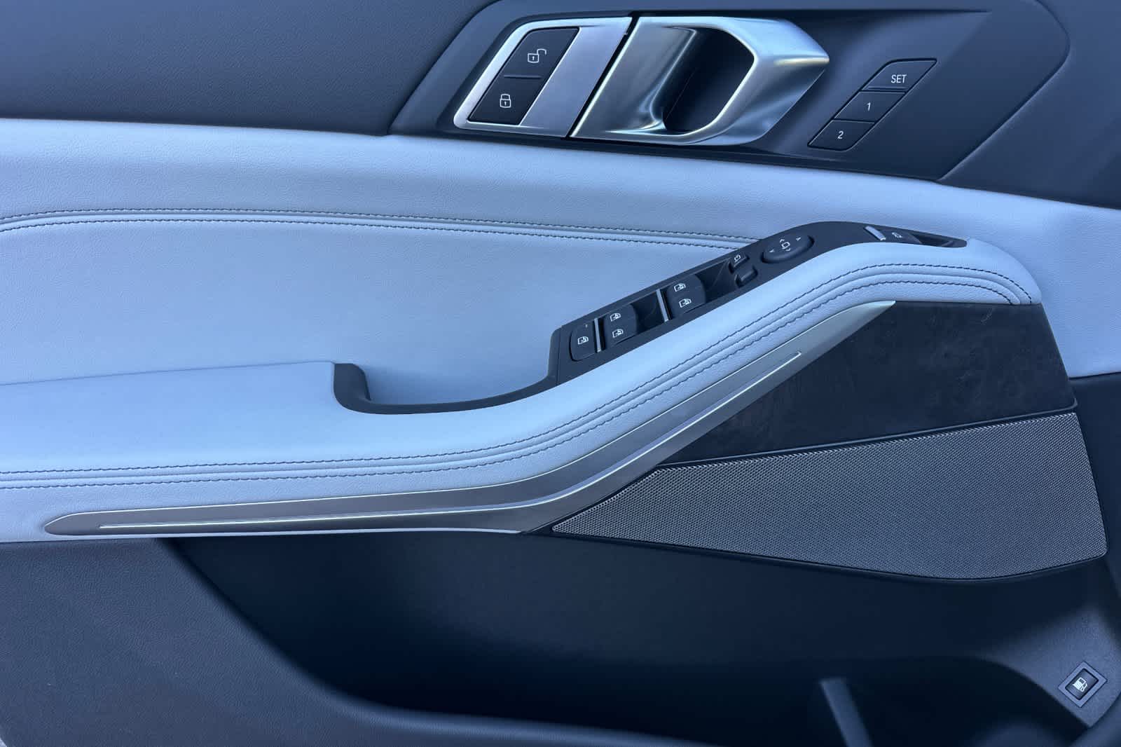 Thumbnail: 2026 BMW X5 - 13