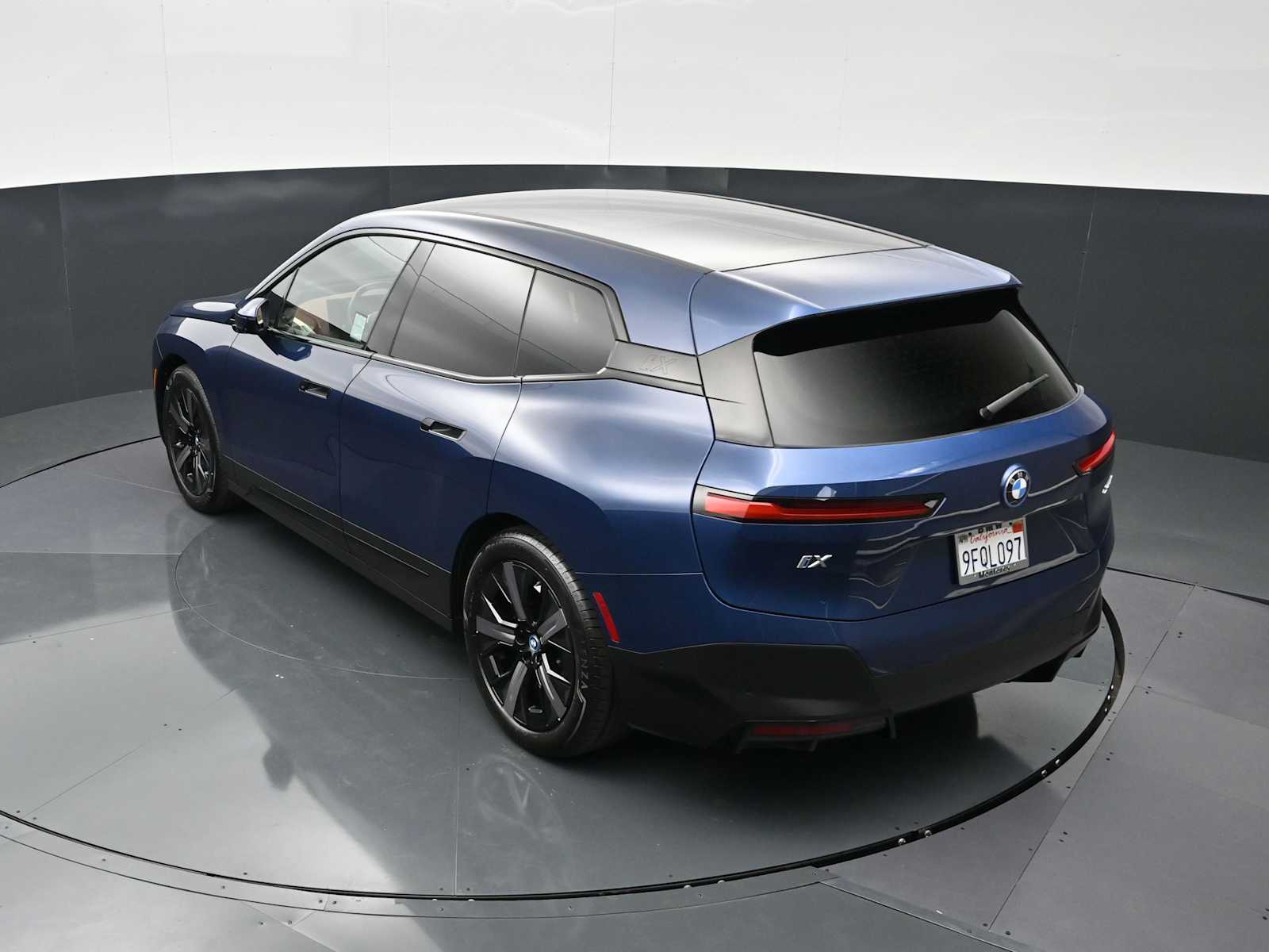 2023 BMW iX Base - Photo 23