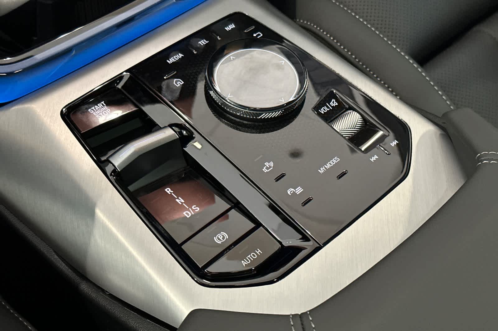 Thumbnail: 2025 BMW X3 - 23