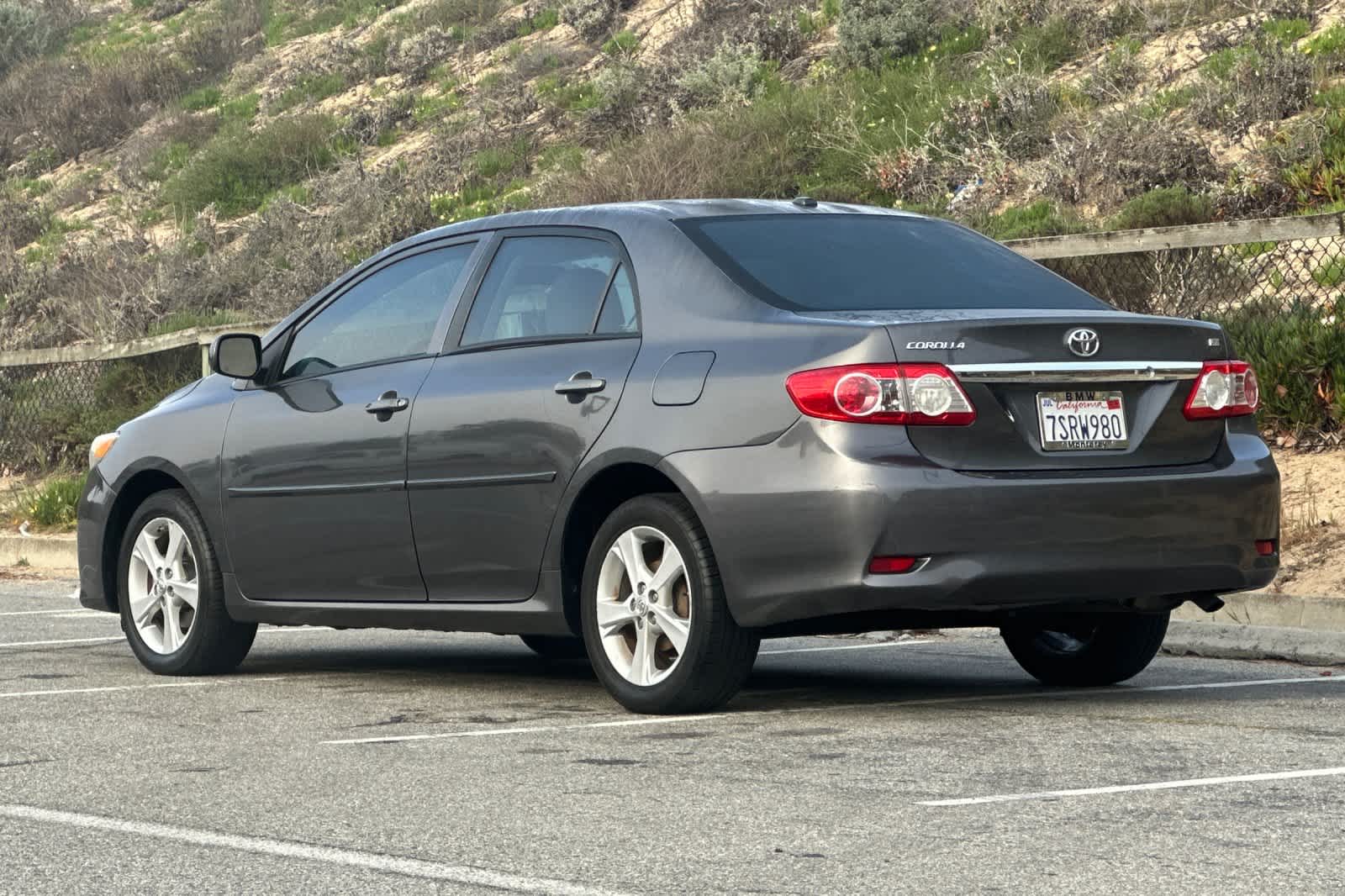 Thumbnail: 2011 Toyota Corolla - 7