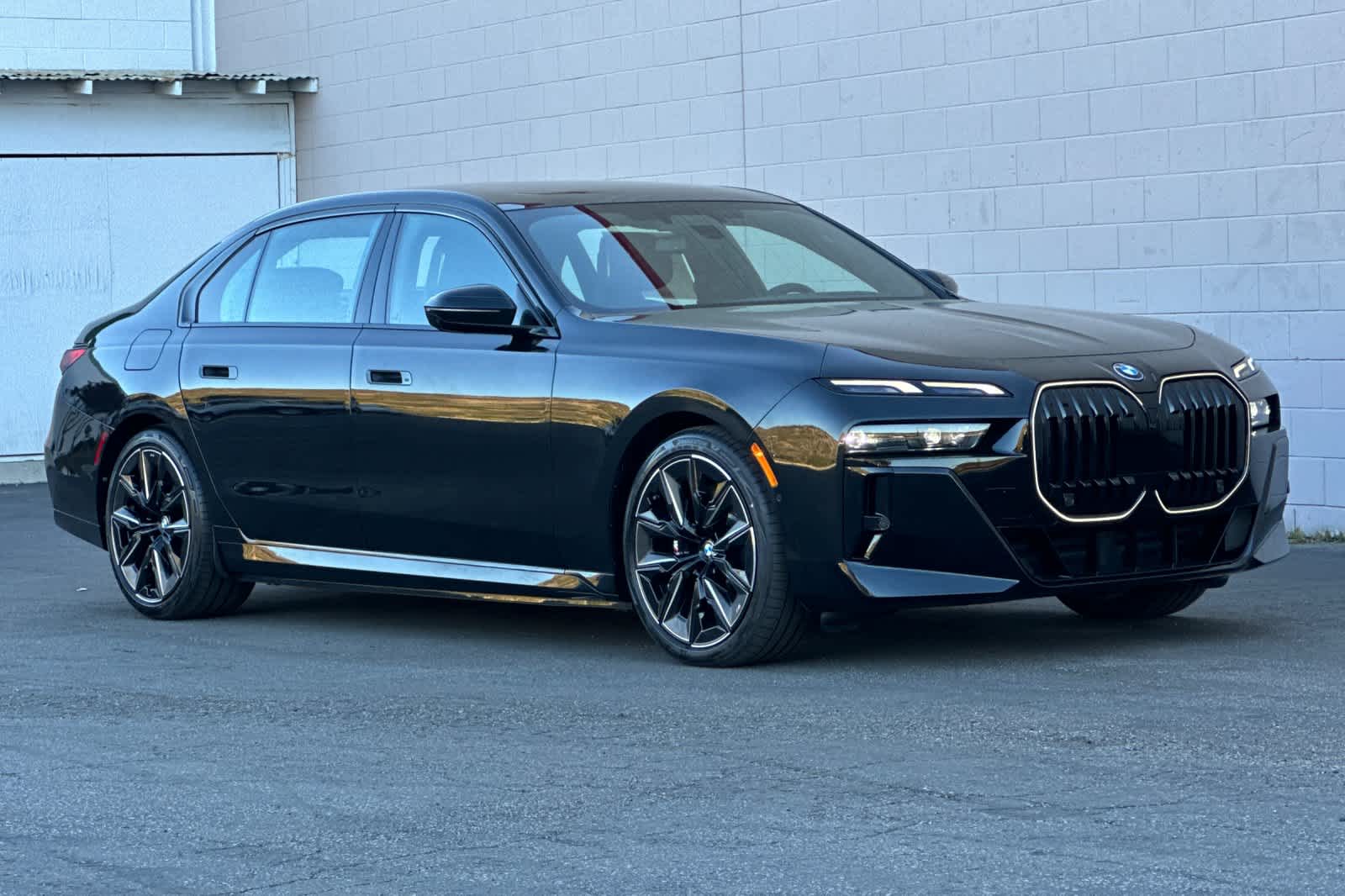 Thumbnail: 2024 BMW i7 - 9