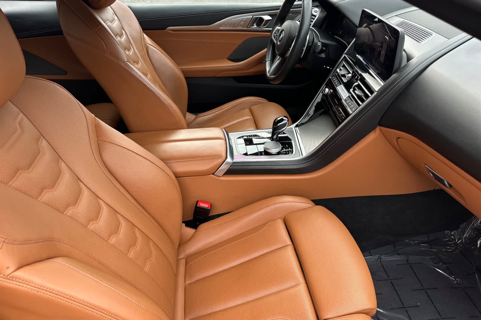 Thumbnail: 2024 BMW 8 Series - 15